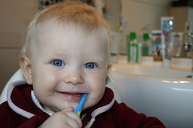 Cómo mantener la salud dental de sus hijos